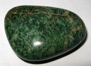 Зеленые камни и минералы. Празем