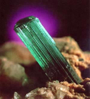 Камни и минералы из Бразилии. Турмалин